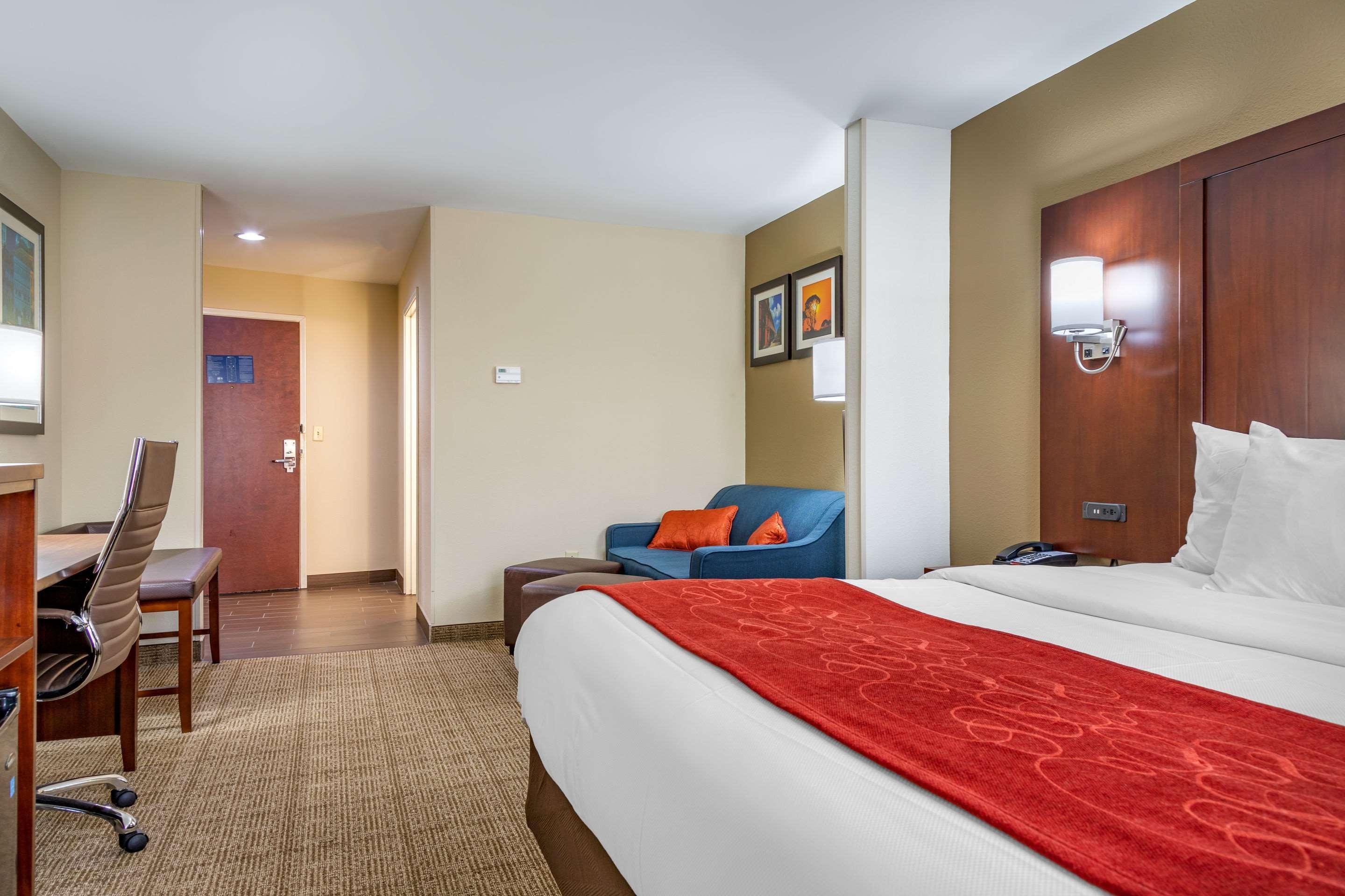 คอมฟอร์ต สวีท เกตเวย์ Hotel Georgetown ภายนอก รูปภาพ